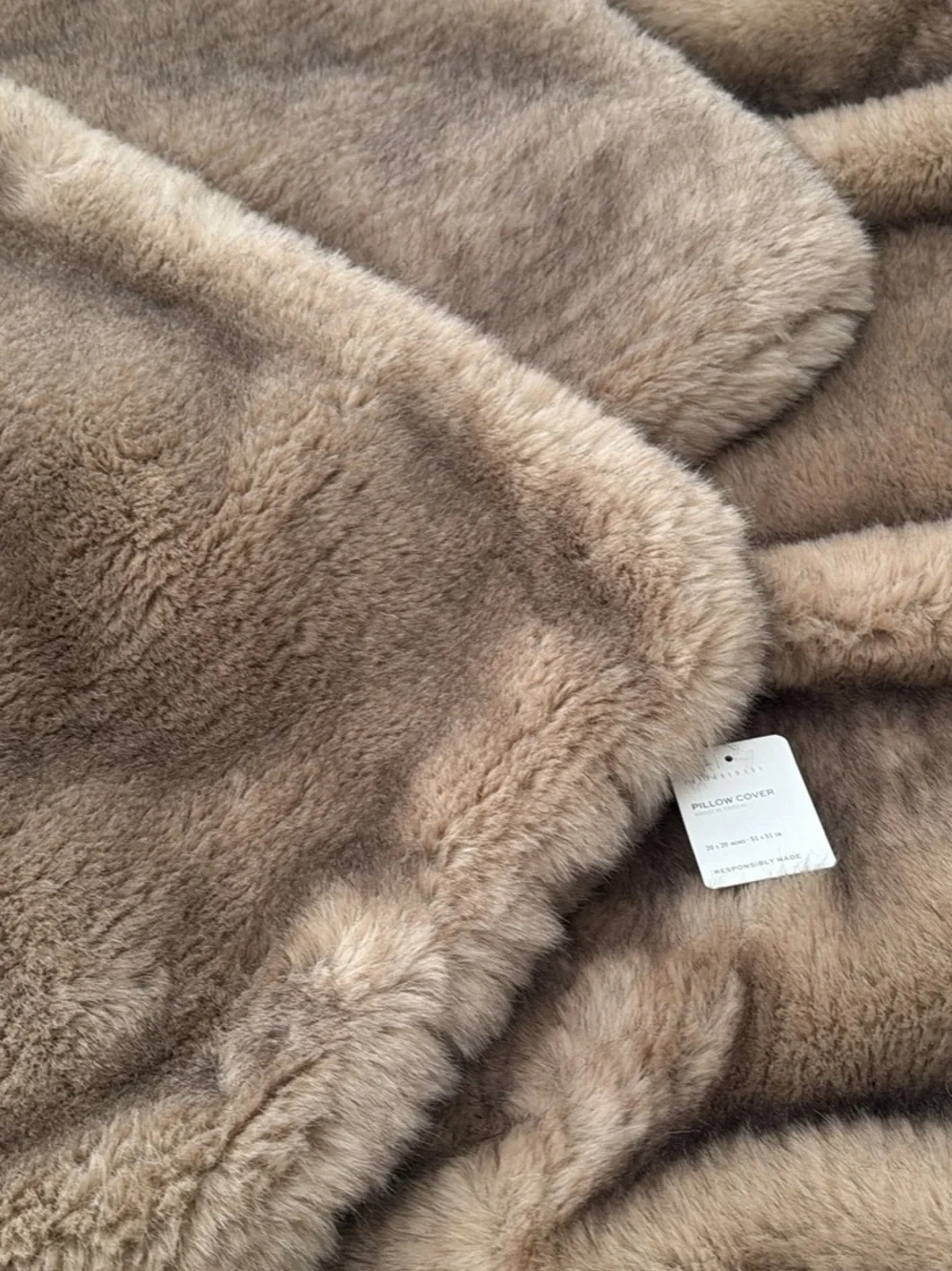 Pottery Barn Faux Mink Throw and 2 Pillow Covers Taupe color